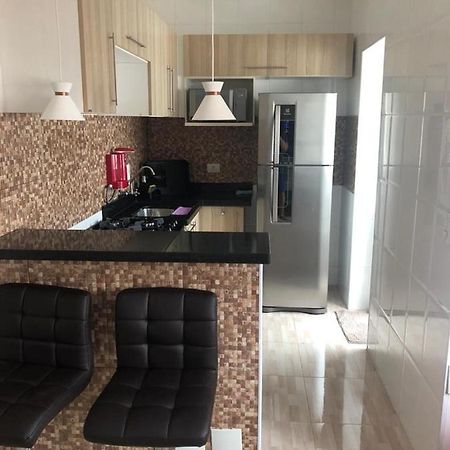 Apartamento Proximo A Praia Da Enseada Guaruja Luaran gambar
